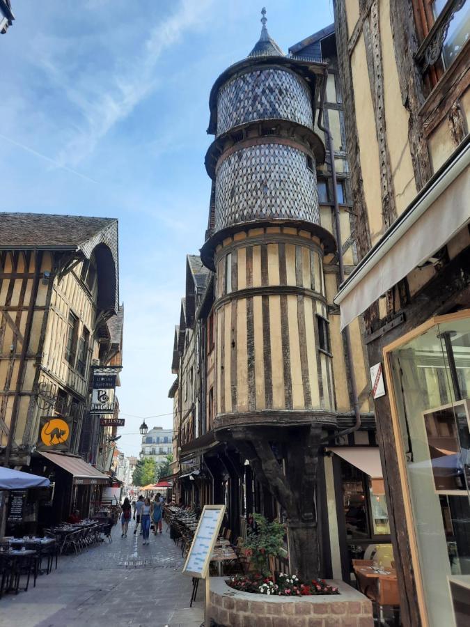 Appartement 70M² 3 Chambres Avec 3 Lits 2 Places Troyes Exterior foto