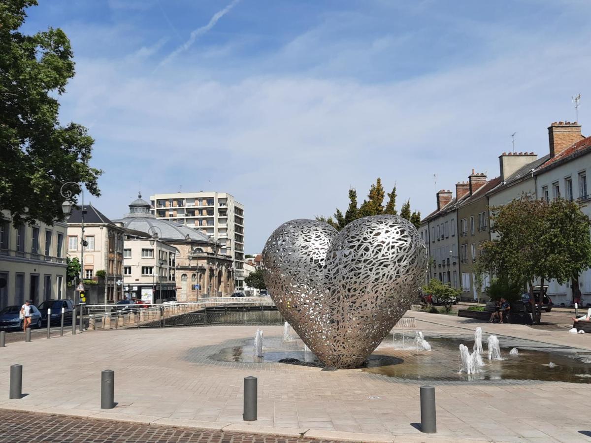 Appartement 70M² 3 Chambres Avec 3 Lits 2 Places Troyes Exterior foto